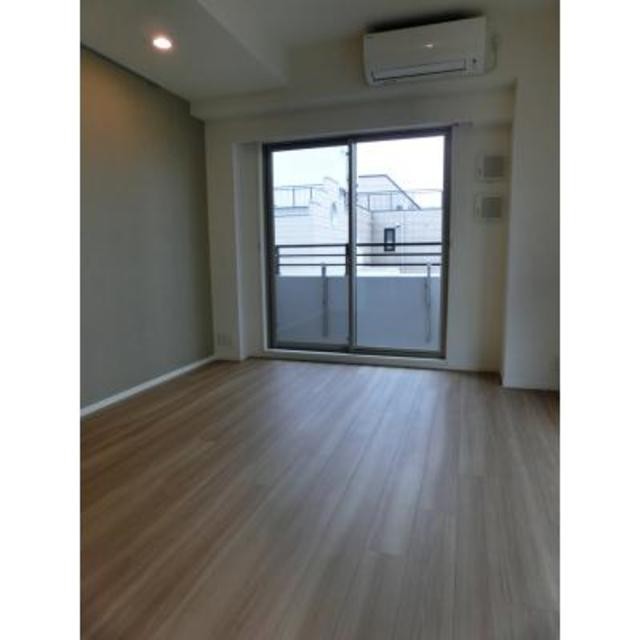 ※写真は同タイプ住戸です。(居間)