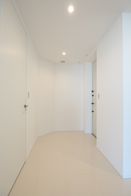 ※写真は同タイプ住戸です。(玄関)