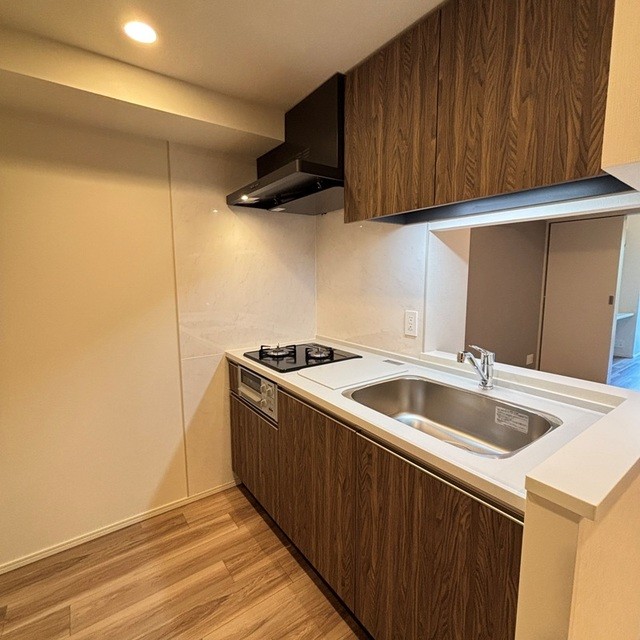 ※写真は同タイプ住戸です。(キッチン)