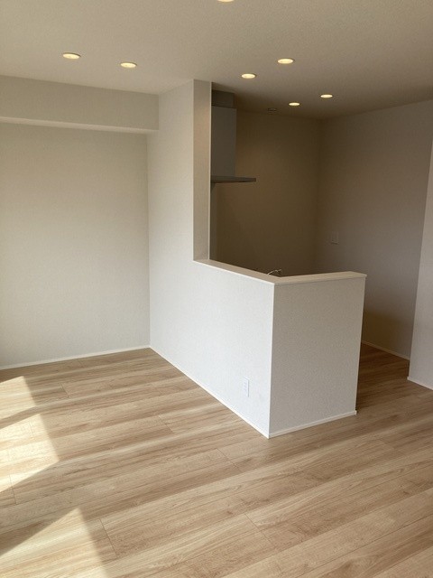 (居間)