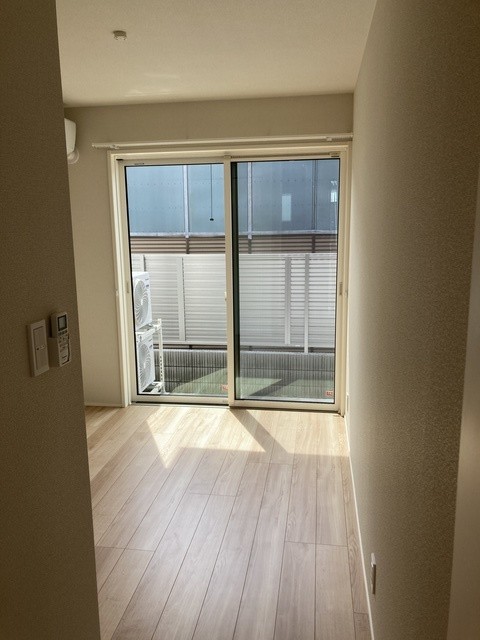(居間)