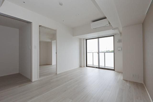 ※写真は同タイプ住戸です。(居間)