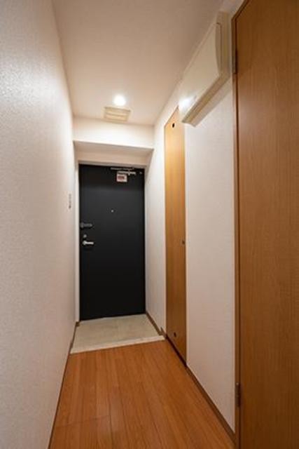 ※写真は同タイプ住戸です。(玄関)