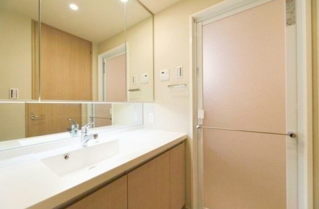 ※同仕様写真(内装)