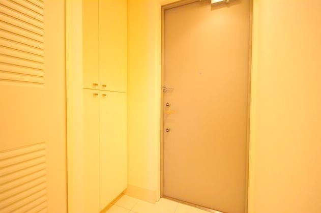 ※同仕様写真含む(玄関)