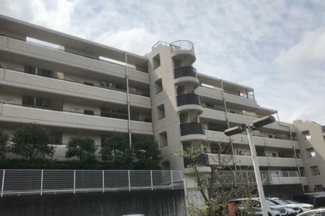 横浜市港北区箕輪町１丁目 【賃貸居住】マンション