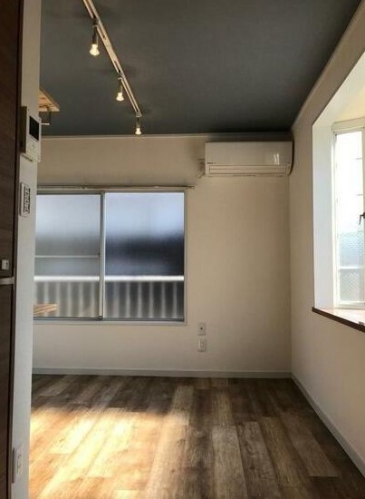 ※同仕様写真含む(居間)