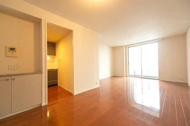 ※写真は同タイプ住戸です。(居間)