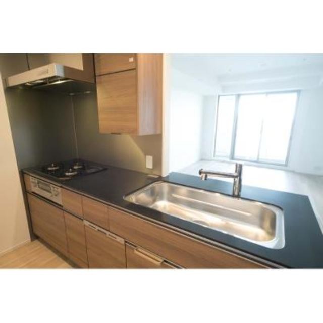 ※写真は同タイプ住戸です。(キッチン)