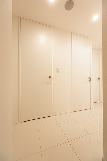 ※写真は同タイプ住戸です。(玄関)