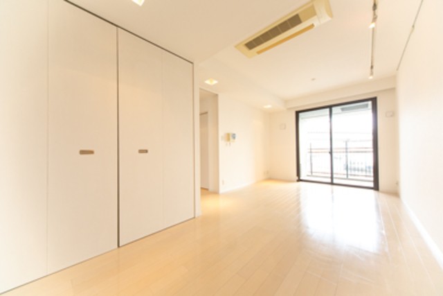 ※写真は同タイプ住戸です。(居間)