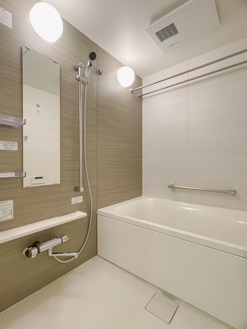 ※写真は同タイプ住戸です。(風呂)