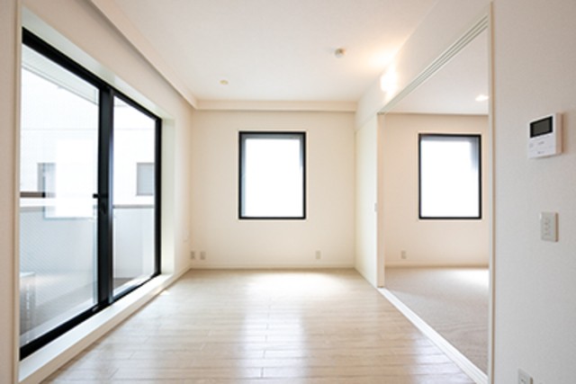 ※写真は同タイプ住戸です。(居間)