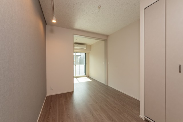 ※写真は同タイプ住戸です。(居間)