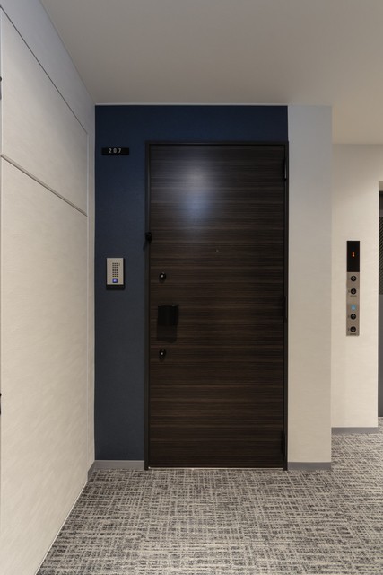 ※写真は同タイプ住戸です。(玄関)