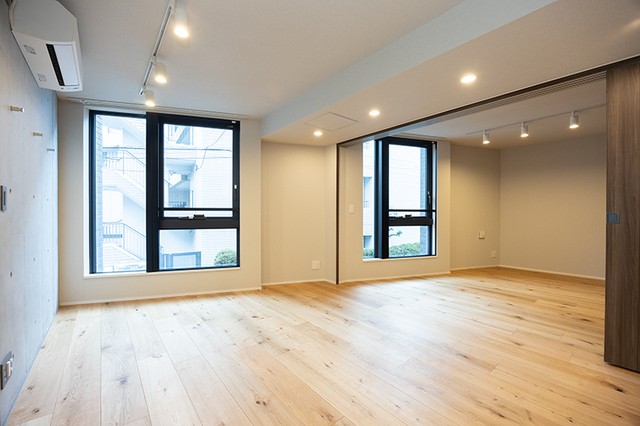 ※写真は同タイプ住戸です。(居間)