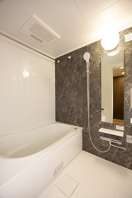 ※写真は同タイプ住戸です。(風呂)