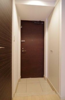 ※同仕様写真含む(玄関)