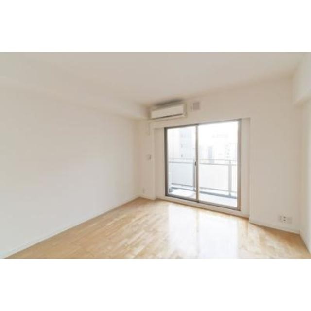 ※写真は同タイプ住戸です。(居間)