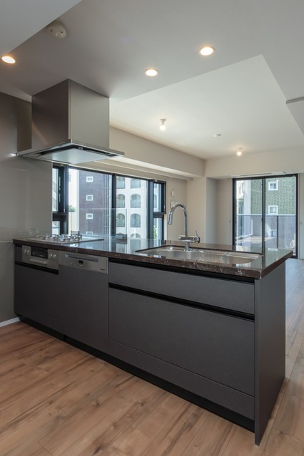 ※写真は同タイプ住戸です。(キッチン)