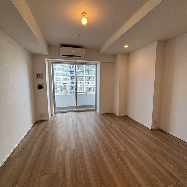 ※写真は同タイプ住戸です。(居間)