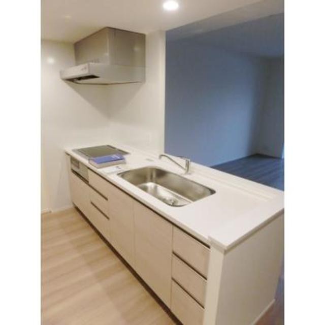 ※写真は同タイプ住戸です。(キッチン)