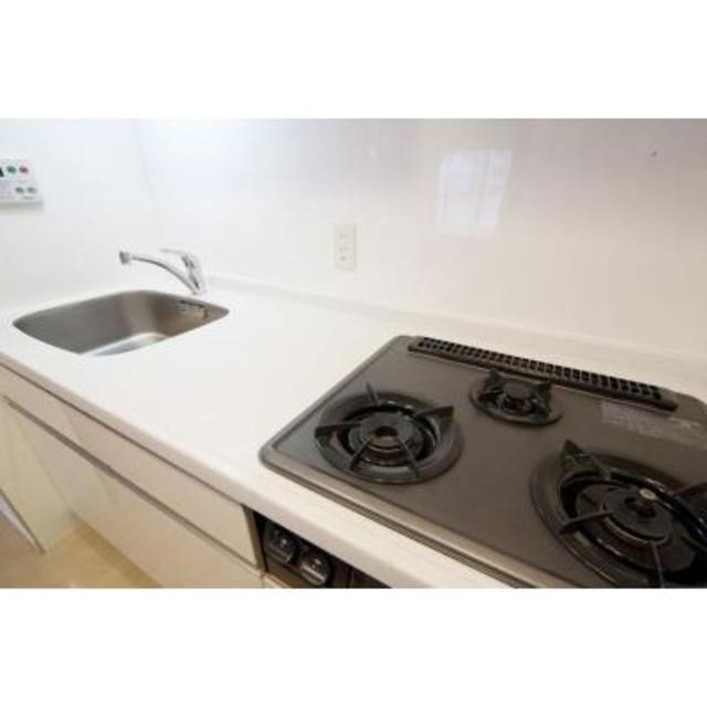 ※写真は同タイプ住戸です。(キッチン)