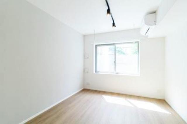 ※写真は同タイプ住戸です。(居間)