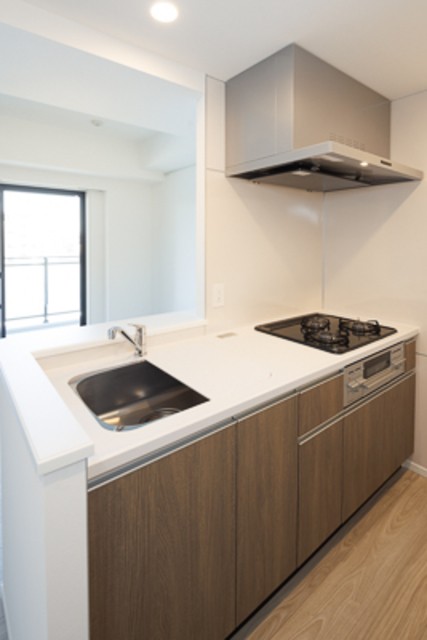 ※写真は同タイプ住戸です。(キッチン)