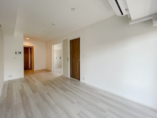 ※写真は同タイプ住戸です。(居間)