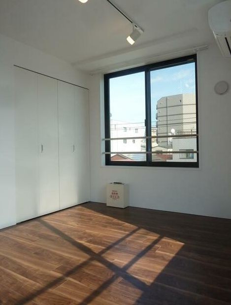 ※同仕様写真含む(居間)