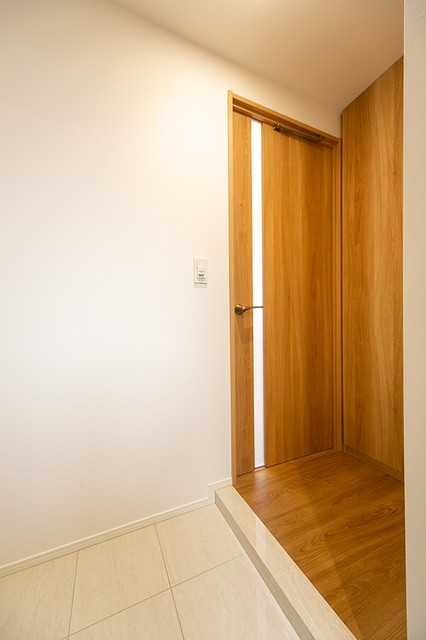 ※写真は同タイプ住戸です。(玄関)