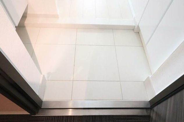 ※同仕様写真(玄関)