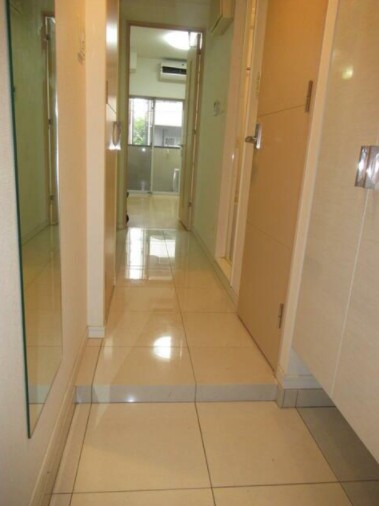 ※同仕様写真(玄関)