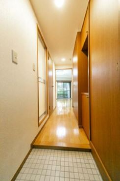 ※同仕様写真(玄関)