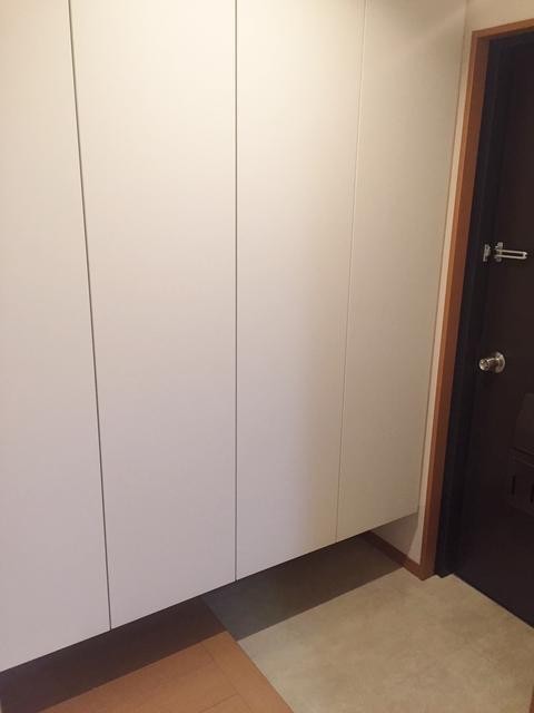 (玄関)