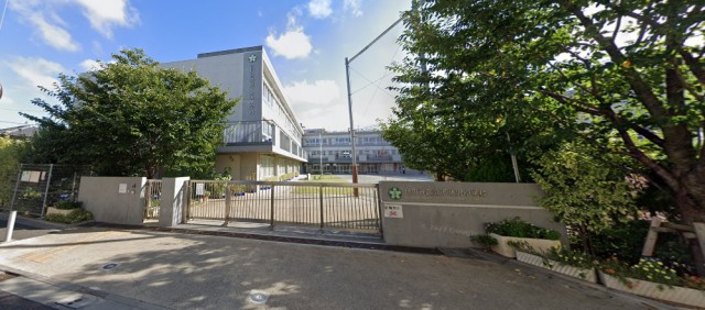 世田谷区立下北沢小学校(周辺)