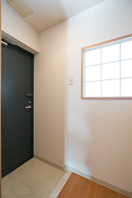 ※同仕様写真含む(玄関)