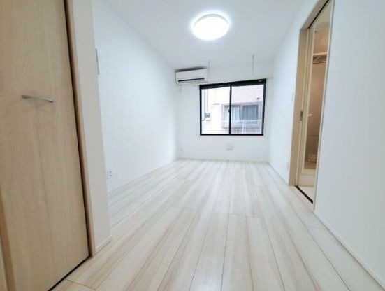 ※同仕様写真含む(居間)