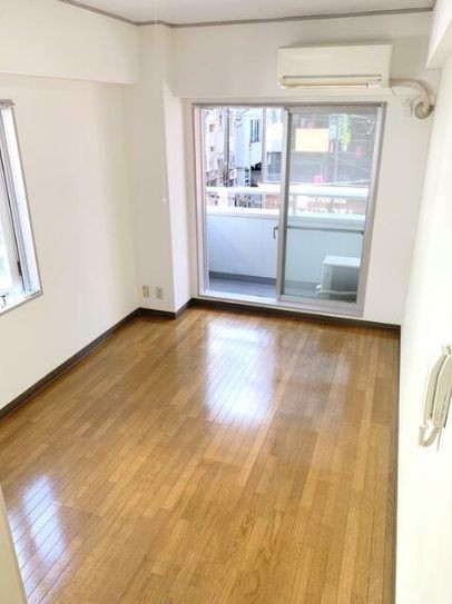 ※同仕様写真含む(居間)