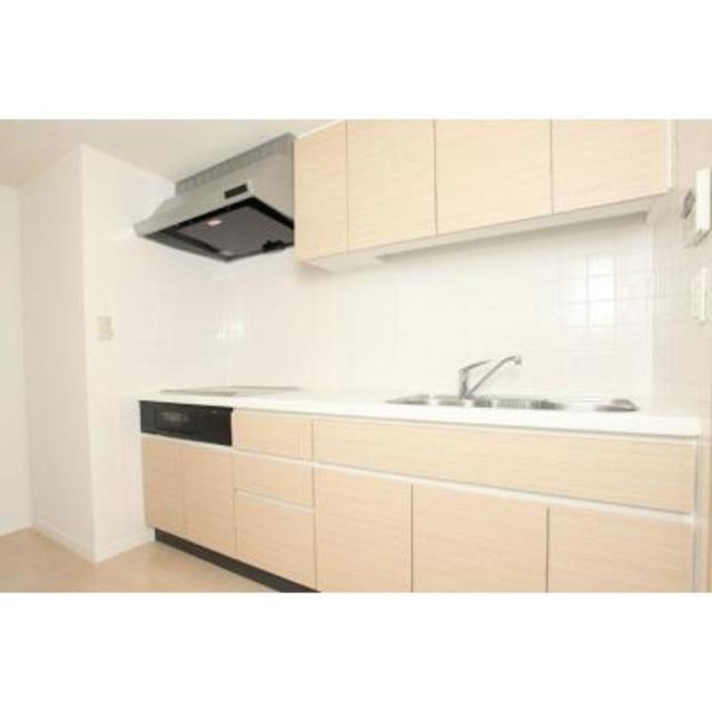 ※写真は同タイプ住戸です。(キッチン)