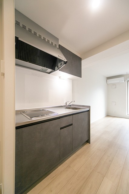 ※写真は同タイプ住戸です。(キッチン)