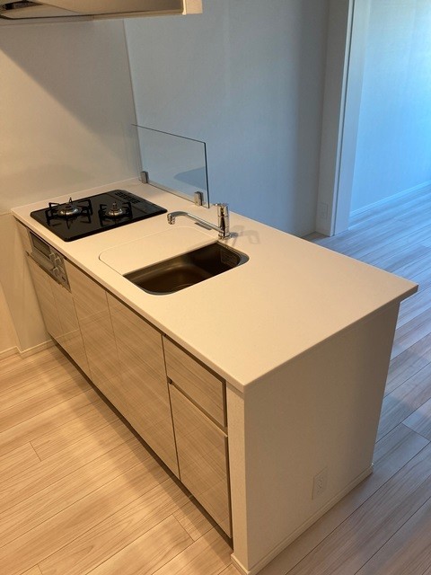 ※写真は同タイプ住戸です。(キッチン)