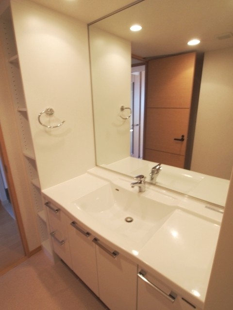 ※写真は同タイプ住戸です。(内装)