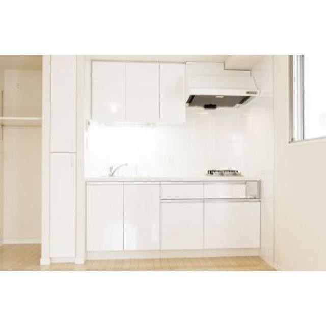 ※写真は同タイプ住戸です。(キッチン)