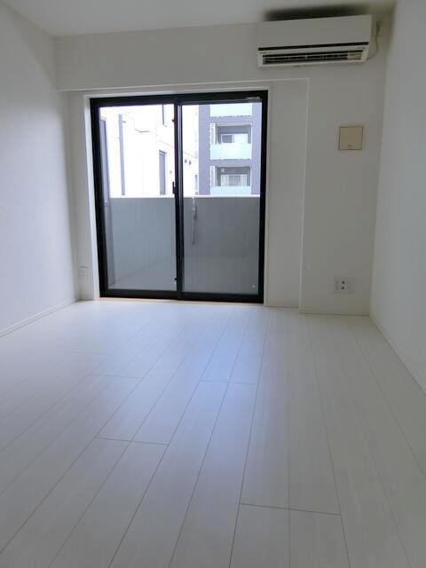 ※同仕様写真含む(居間)