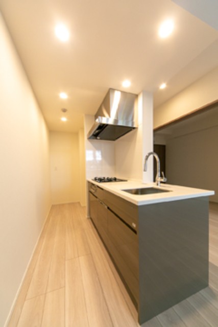 ※写真は同タイプ住戸です。(キッチン)