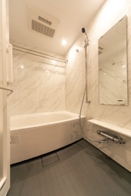 ※写真は同タイプ住戸です。(風呂)
