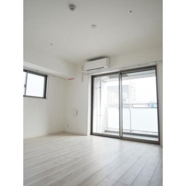 ※写真は同タイプ住戸です。(居間)