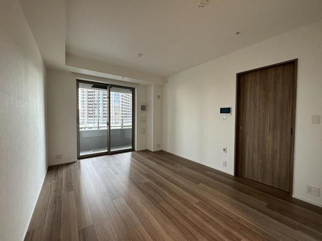 ※写真は同タイプ住戸です。(居間)